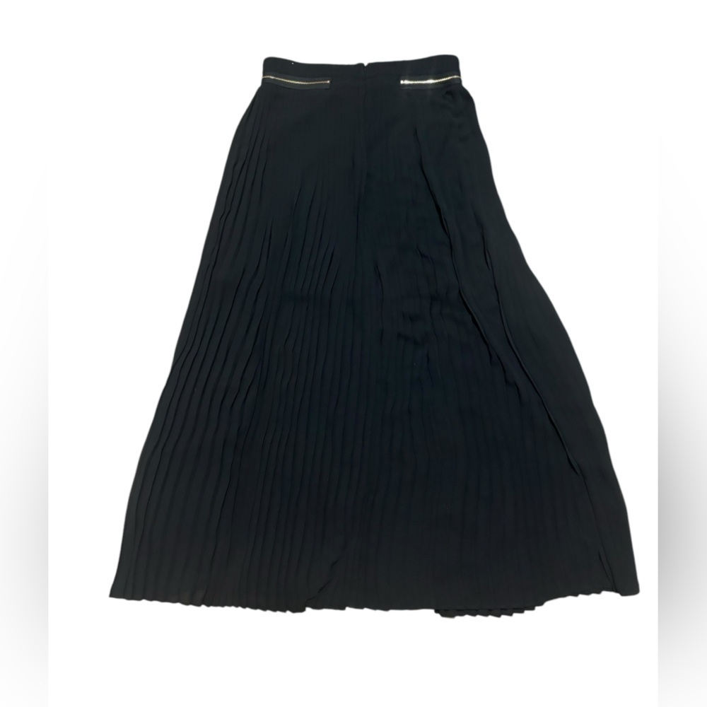 Vince Camuto Ribbed Midi Skirt Black size small great for Holiday events